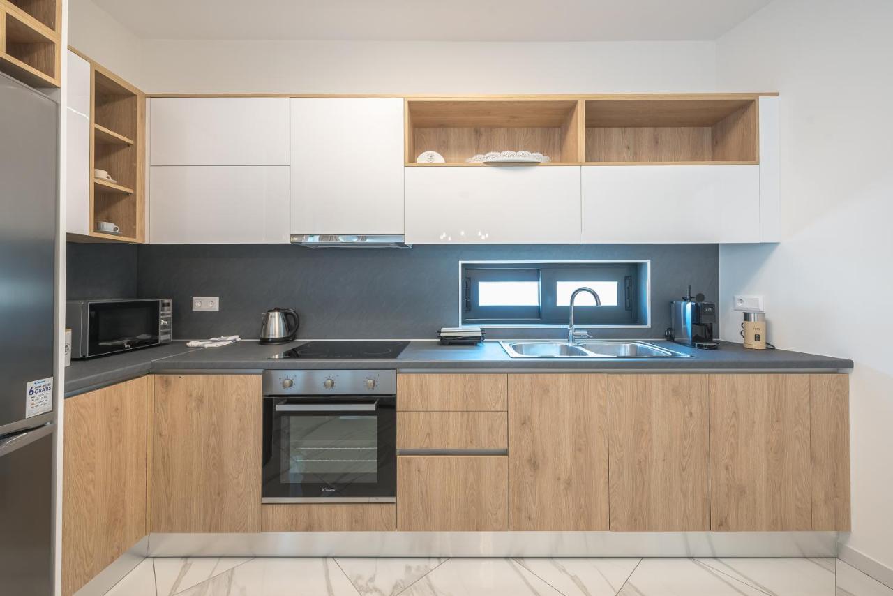 אתונה Newly Renovated Apt In The Heart Of Kerameikos מראה חיצוני תמונה