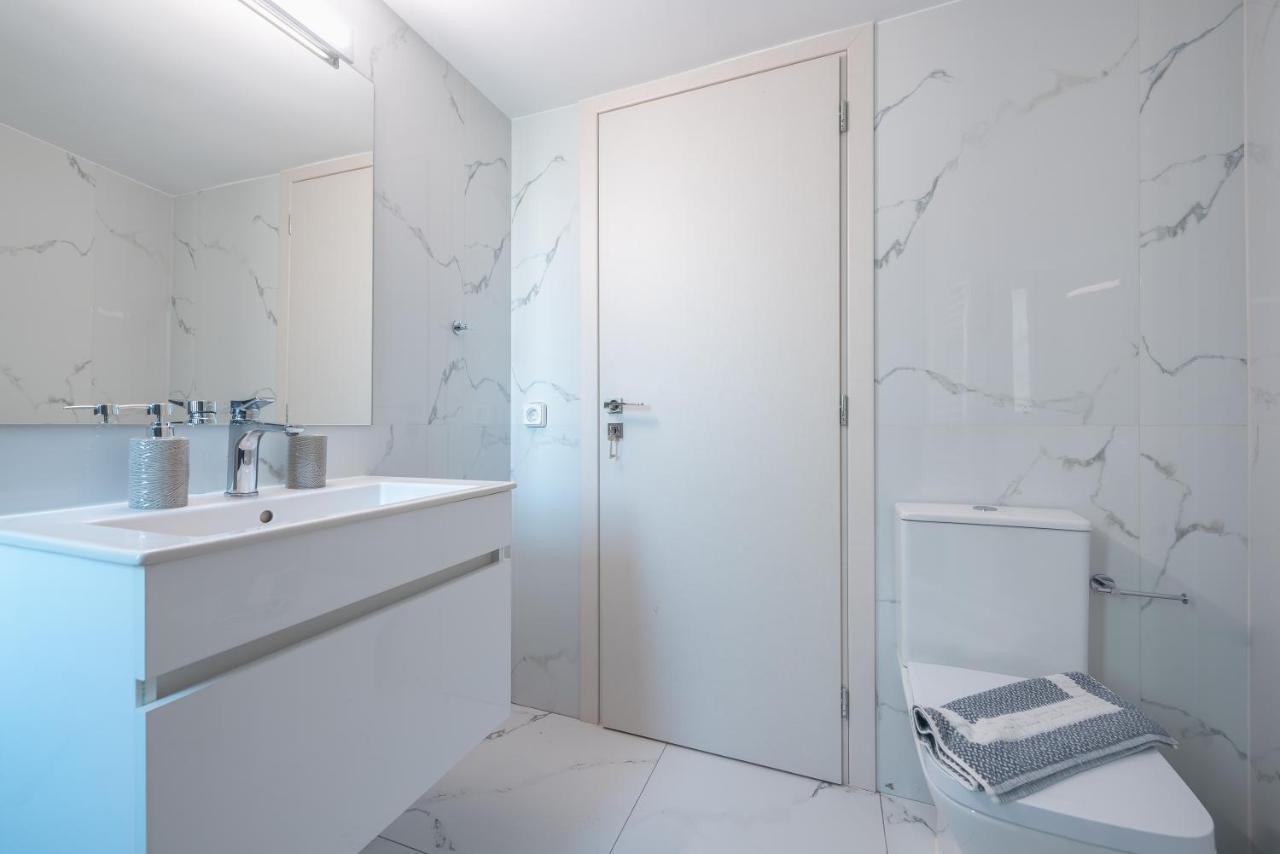 אתונה Newly Renovated Apt In The Heart Of Kerameikos מראה חיצוני תמונה